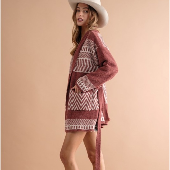 82. CLEARANCE Last 1! Soft pocket Burnt Red/light burgundy Aztec belted cardigan - Picture 5 of 12